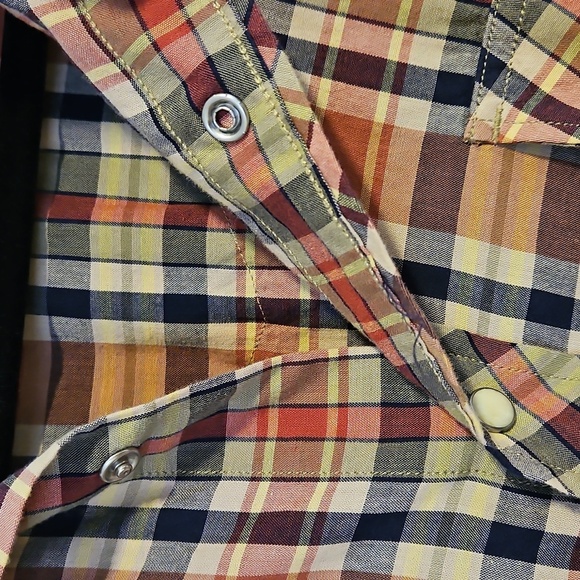 Lucky Brand Mens Large Button Down Shirt Short Sleeve Plaid Clasp Button - Picture 8 of 8